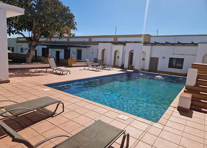 Precioso Cortijo Con Piscina Y Chimenea!