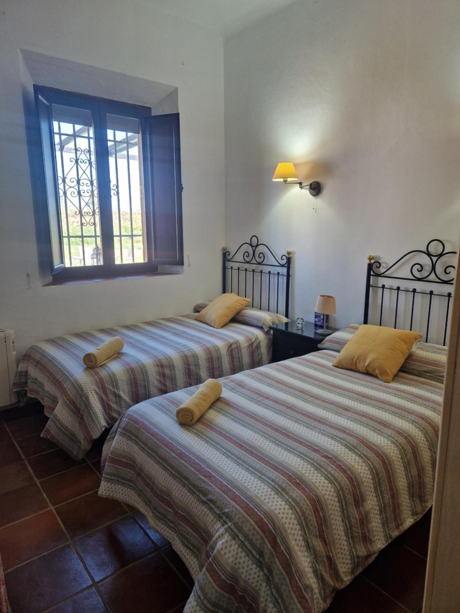 Precioso Cortijo Con Piscina Y Chimenea!
