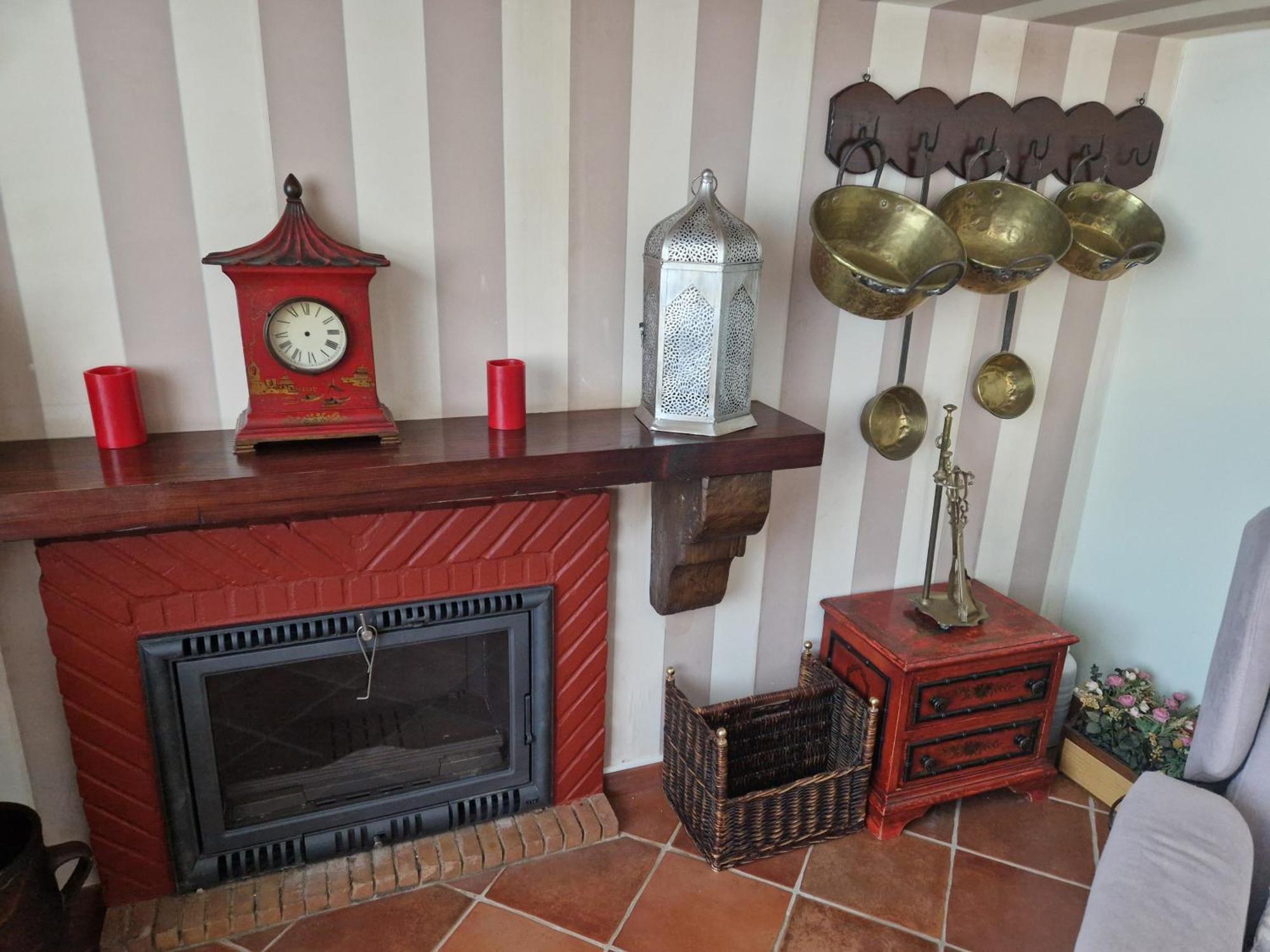 Precioso Cortijo Con Piscina Y Chimenea! *